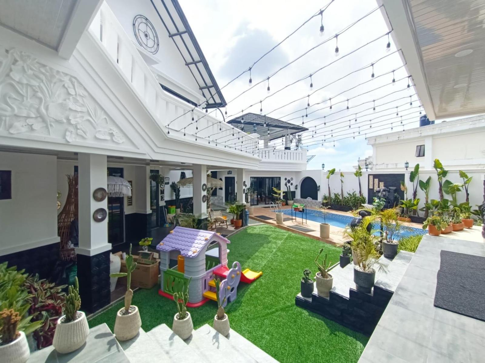 Villa Kota Bunga Malini 10 Cikundul Exterior foto