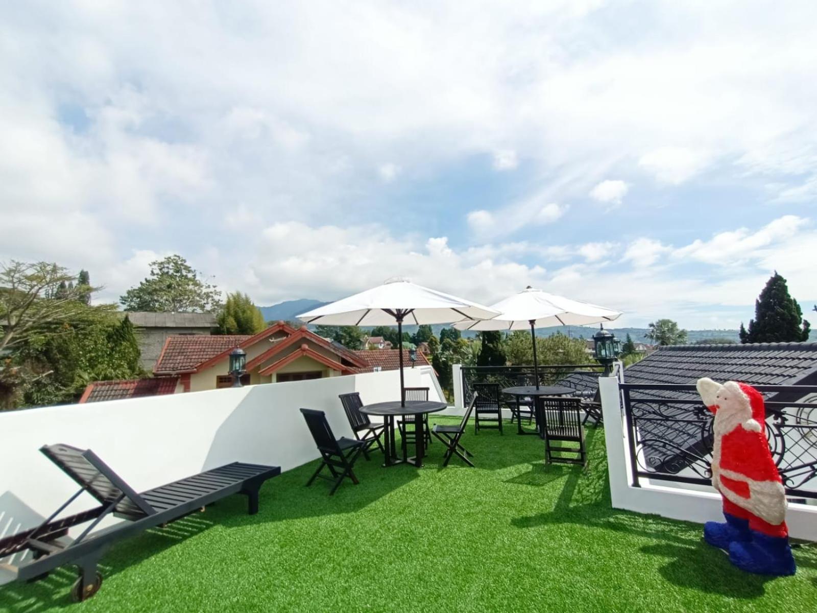 Villa Kota Bunga Malini 10 Cikundul Exterior foto