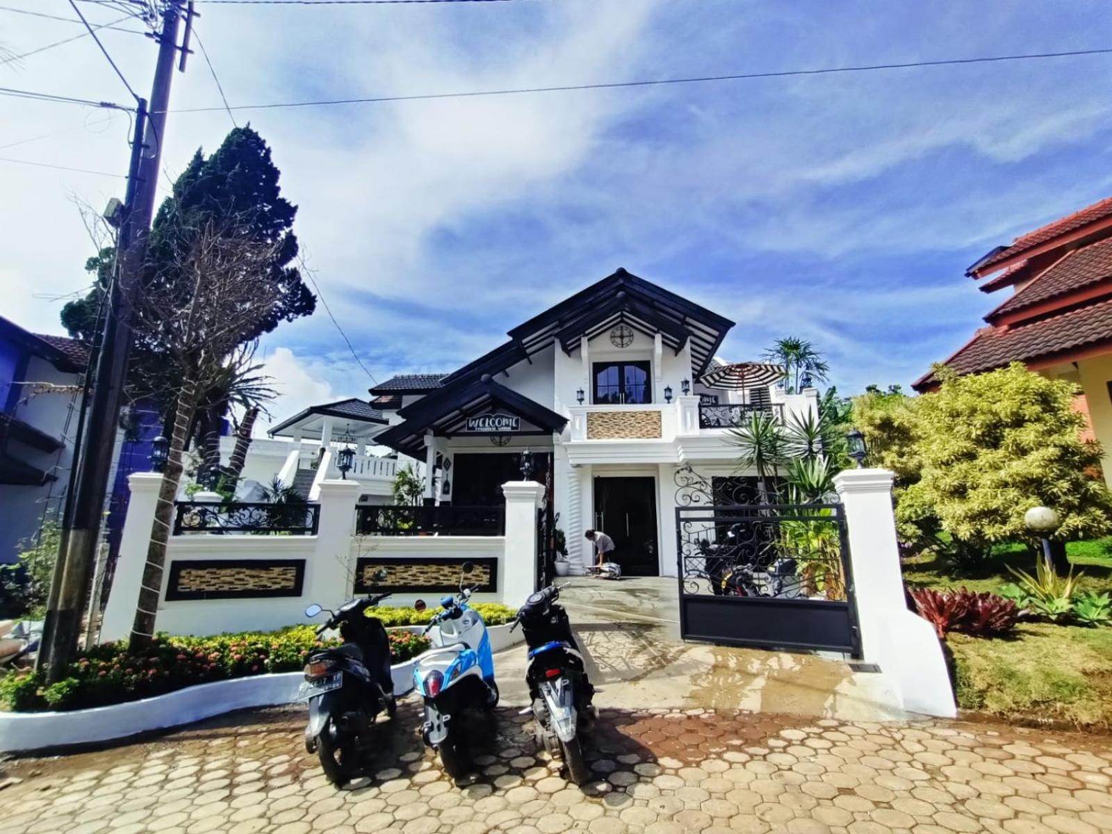 Villa Kota Bunga Malini 10 Cikundul Exterior foto